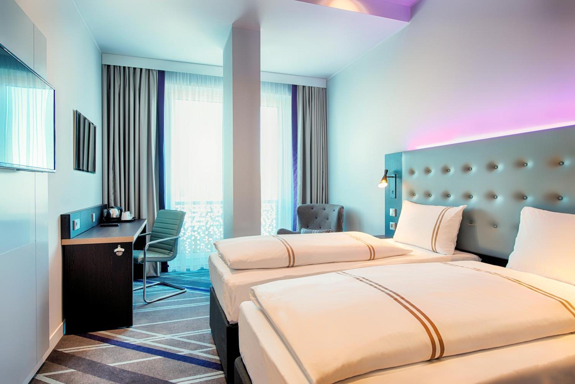 Premier Inn Luebeck City Stadtgraben Lübeck Exterior foto
